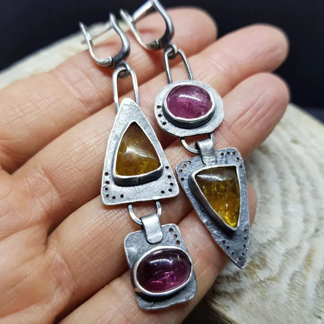 Zeitlose Dreieckige Geometrische Ohrringe