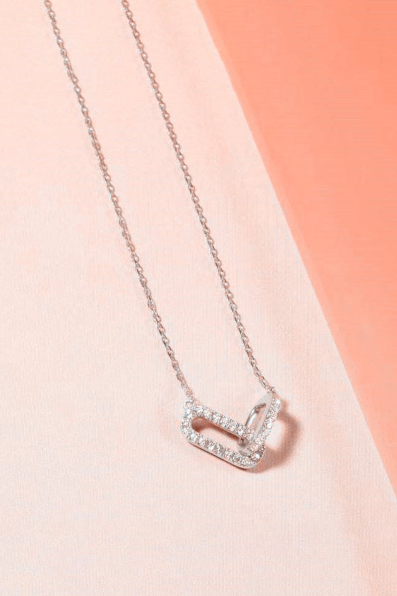 Doppelter Ovaler Knoten Anhänger Diamant Halskette