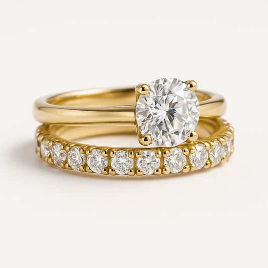Zeitloses Savaya Goldring-Set