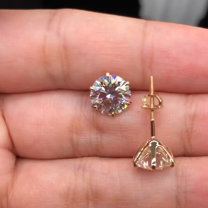Elegante Tera Gold Tropfenohrringe