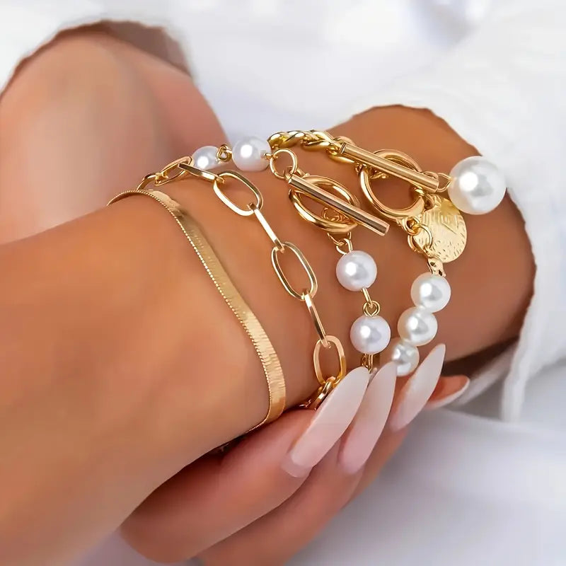 Elegantes 4-teiliges Goldarmband-Set