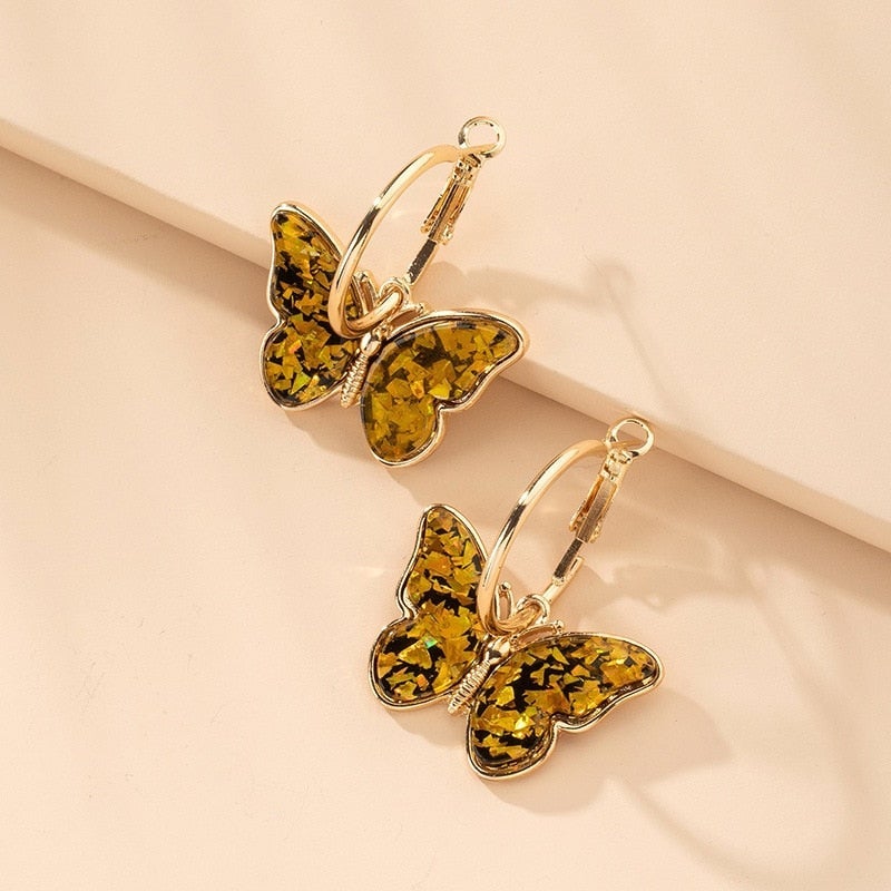 Goldfarbene mehrfarbige Schmetterling-Hoops-Ohrringe