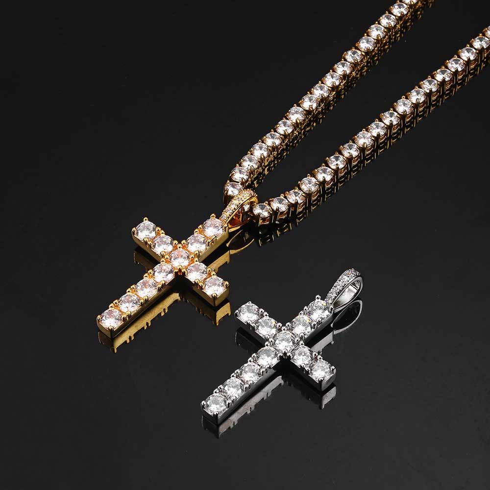 Elegante klassische Goldkreuz-Halskette