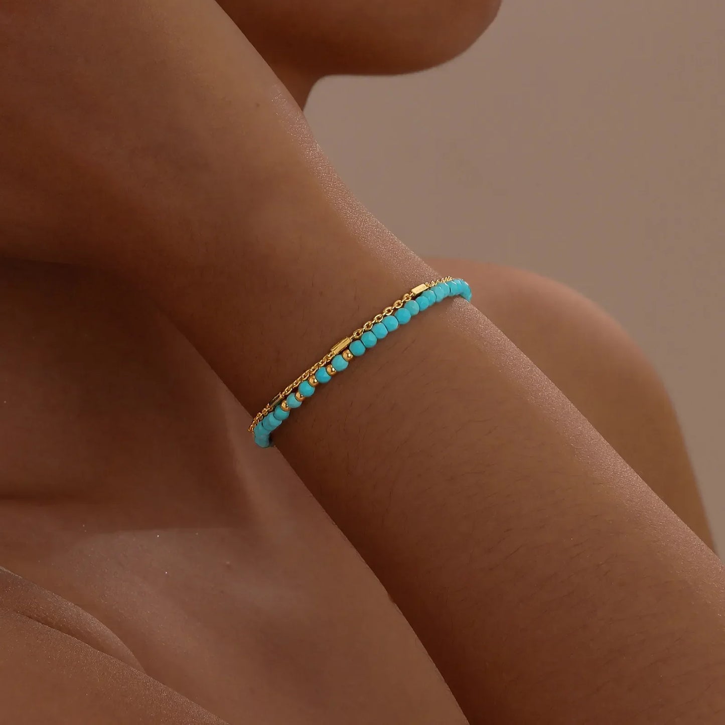 Zeitloses Gold Doppelketten Türkisarmband
