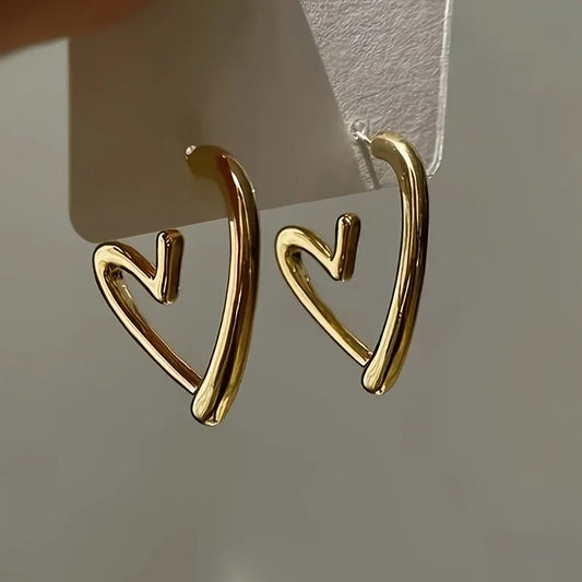 Elegante Herzförmige Ohrringe aus Roségold