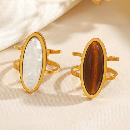 Goldene ovale Cabochon-Doppelring