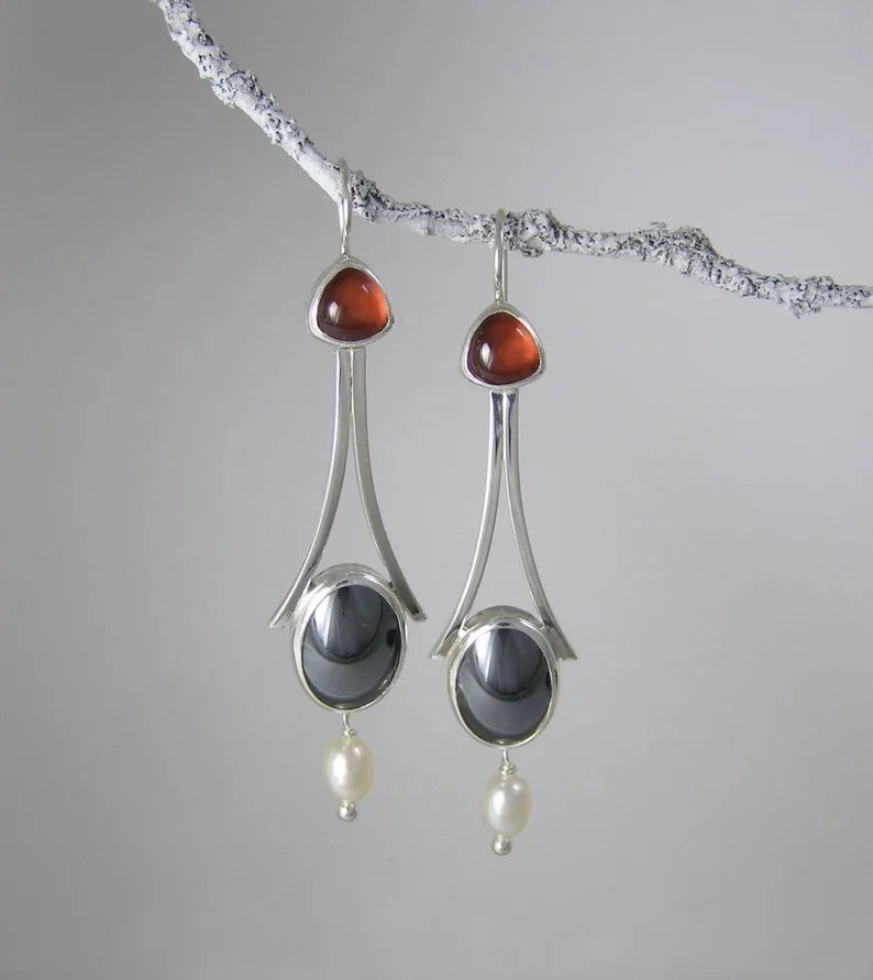 Silberne Tri-Stone Perlen Tropfohrringe