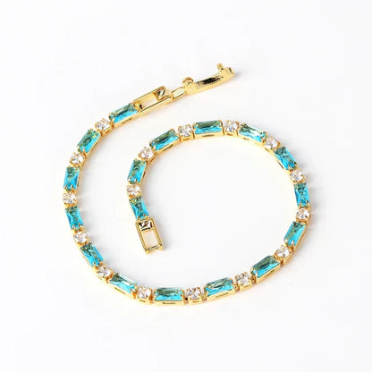 Elegantes Armband aus natürlichem Türkis und Gold