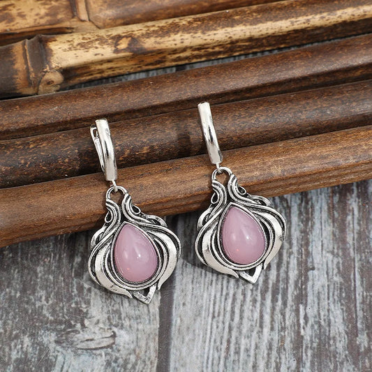 Vintage viktorianische Stil Wassertröpfchen Ohrringe mit rosa Steinen eingelegt