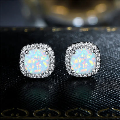 Elegante Silber Runde Weiße Feuer Opal Ohrstecker
