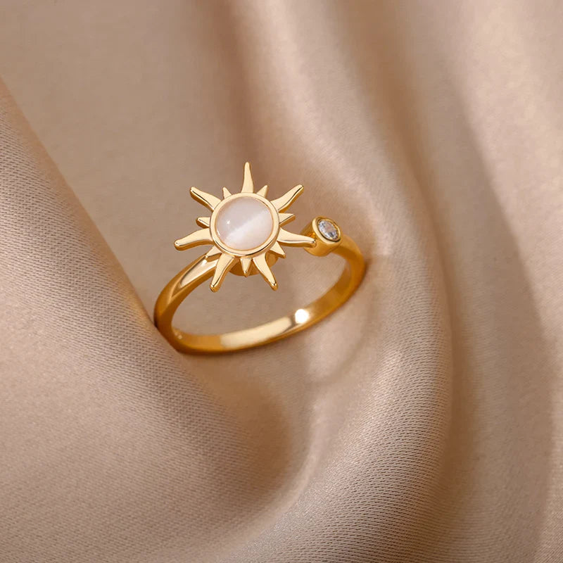 Opalstein Sonnenringe in Gold und Silber
