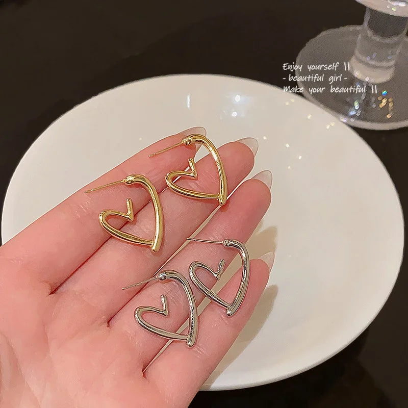 Elegante Herzförmige Ohrringe aus Roségold