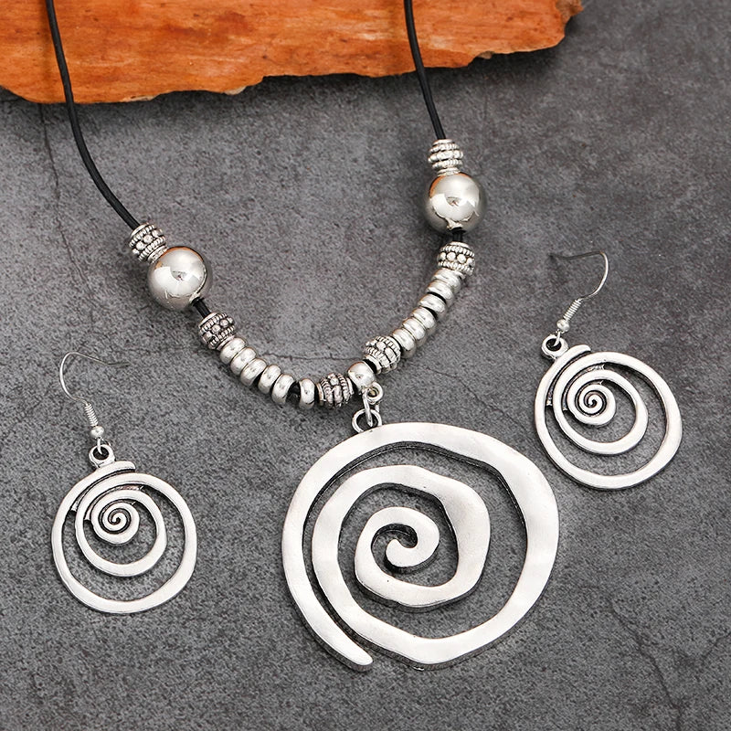 Spiral-Halsketten- und Ohrringe-Set