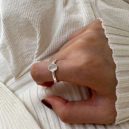 Silberner ovaler Mondstein Minimal Ring