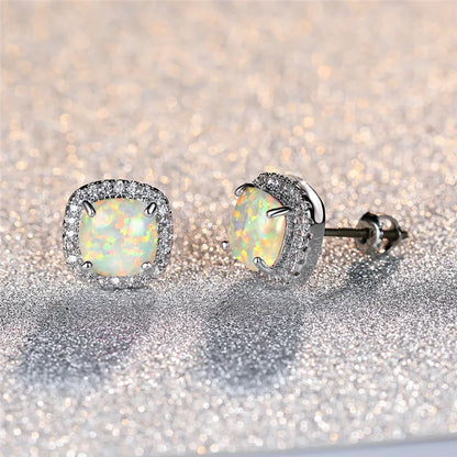 Elegante Silber Runde Weiße Feuer Opal Ohrstecker