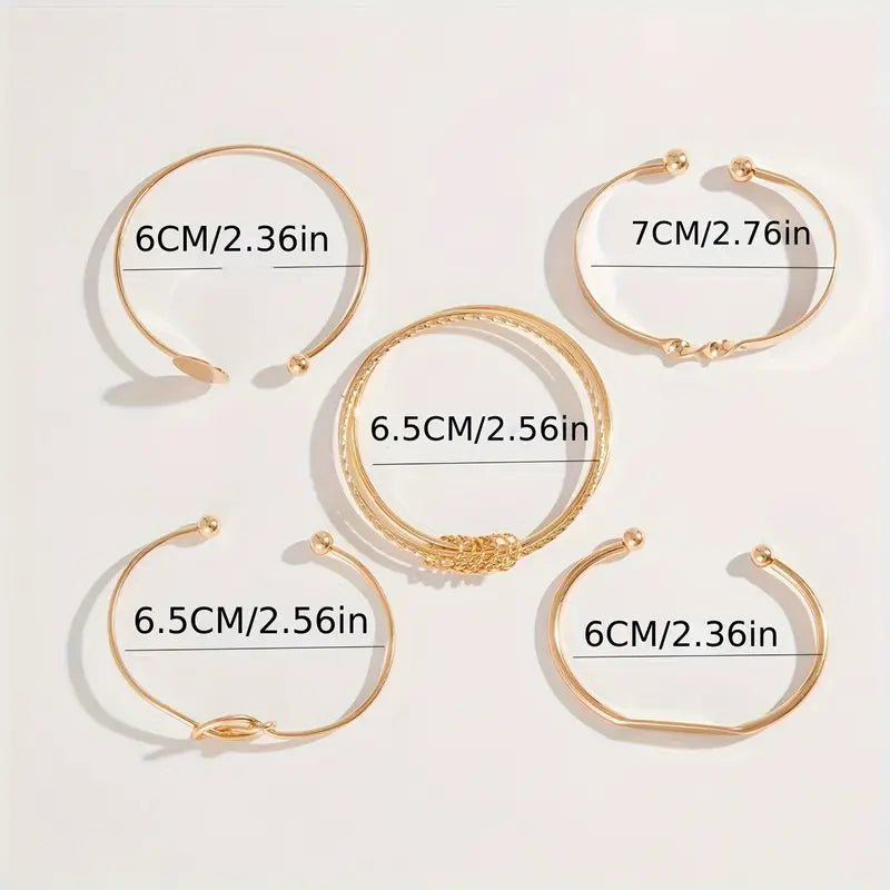 Elegantes, geknotetes Goldarmband-Set
