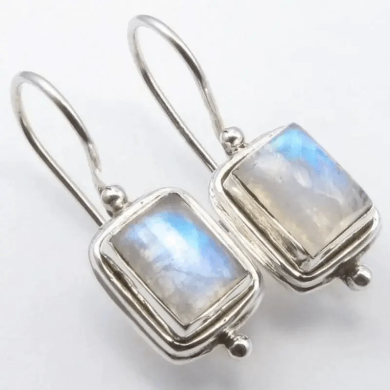 Lustre - Quadratische Mondstein Ohrringe