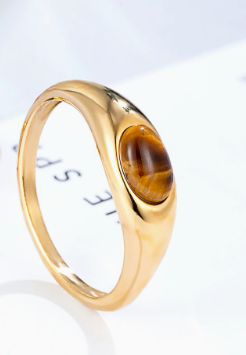 Slim Amber Cabochon Goldring
