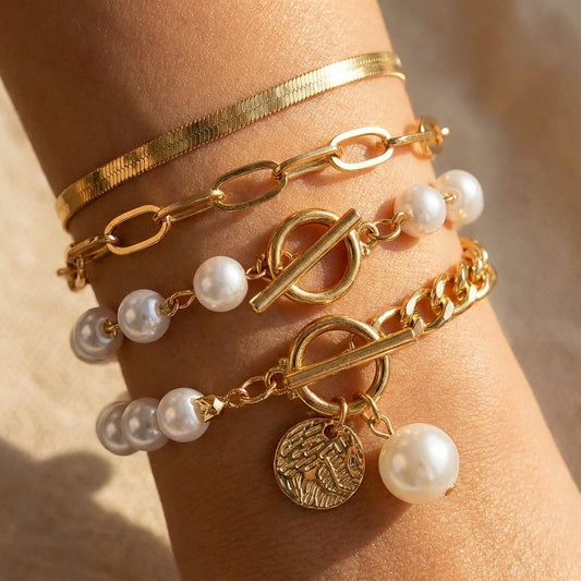 Elegantes 4-teiliges Goldarmband-Set
